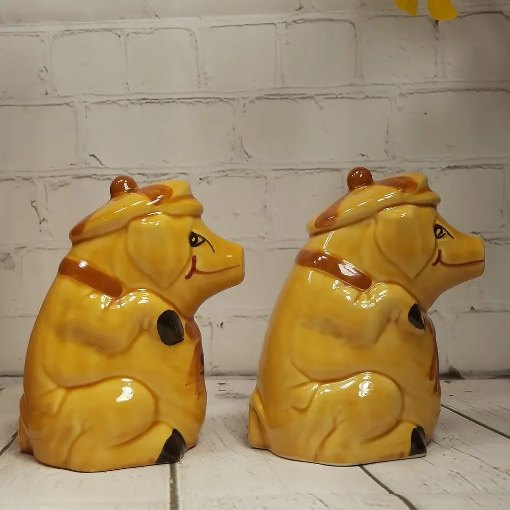 Vintage‎ Ceramic Big Pigs Salt & Pepper Shaker Set Yellow & Brown Pig Decor
